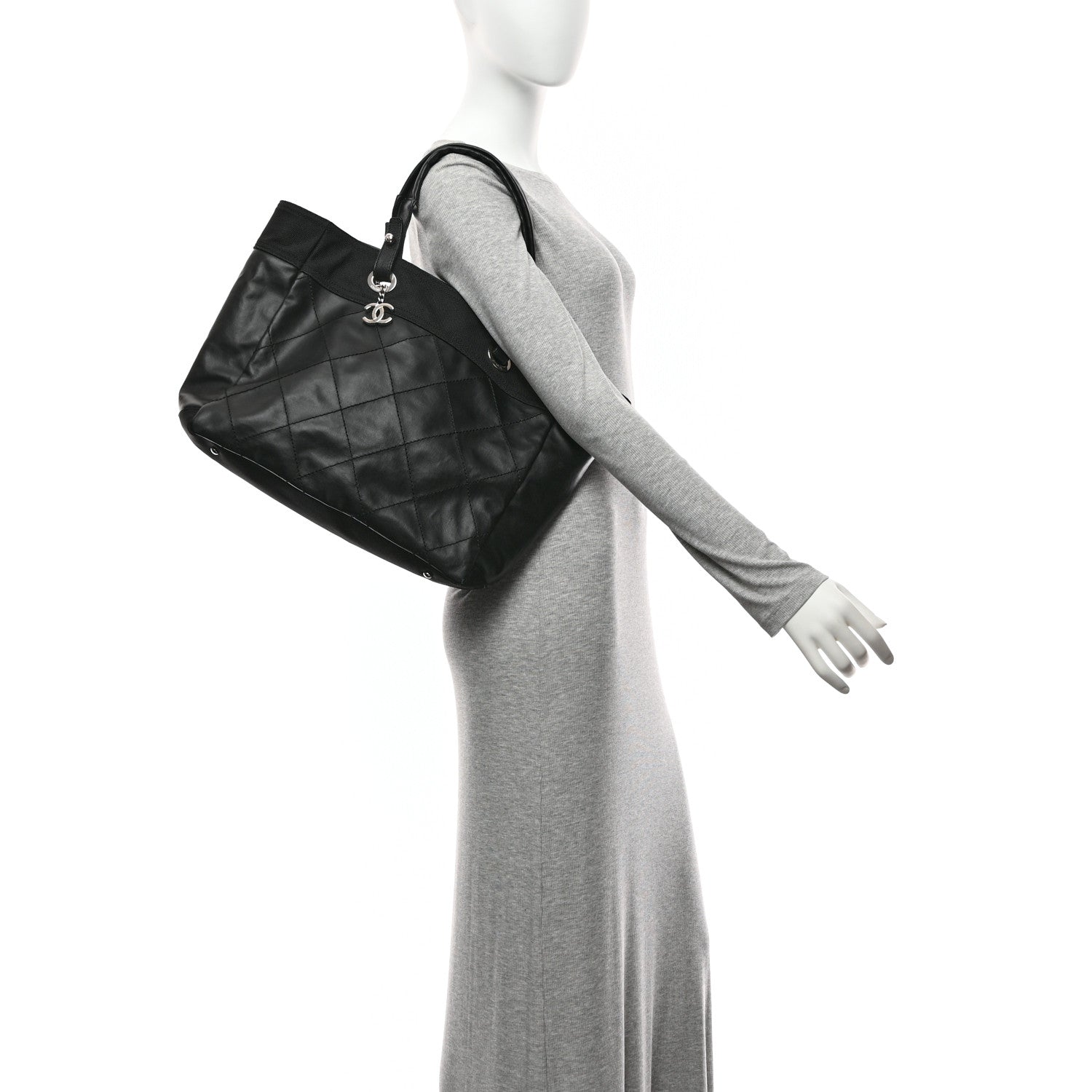 Coated Canvas Quilted Large Paris Biarritz Tote Black