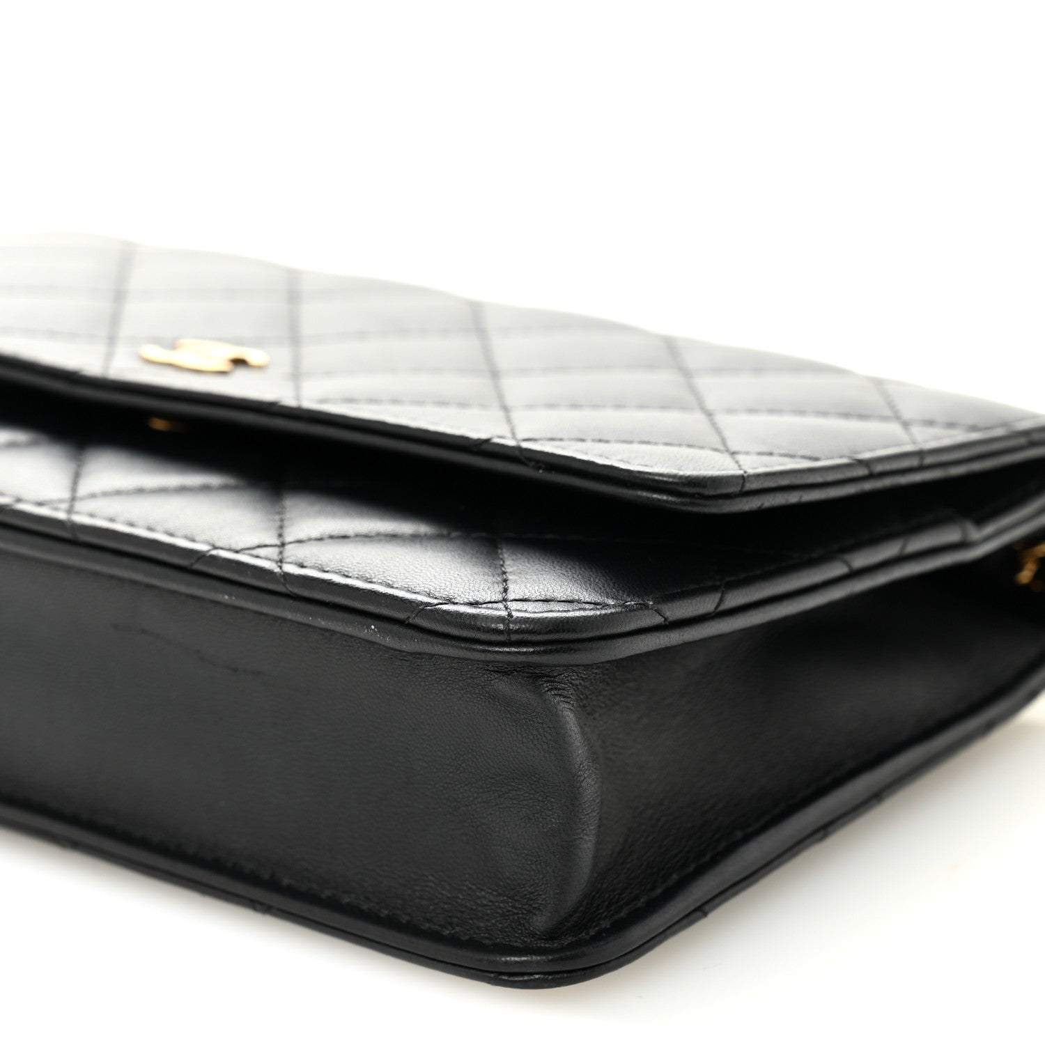 Lambskin Quilted Wallet On Chain WOC Black