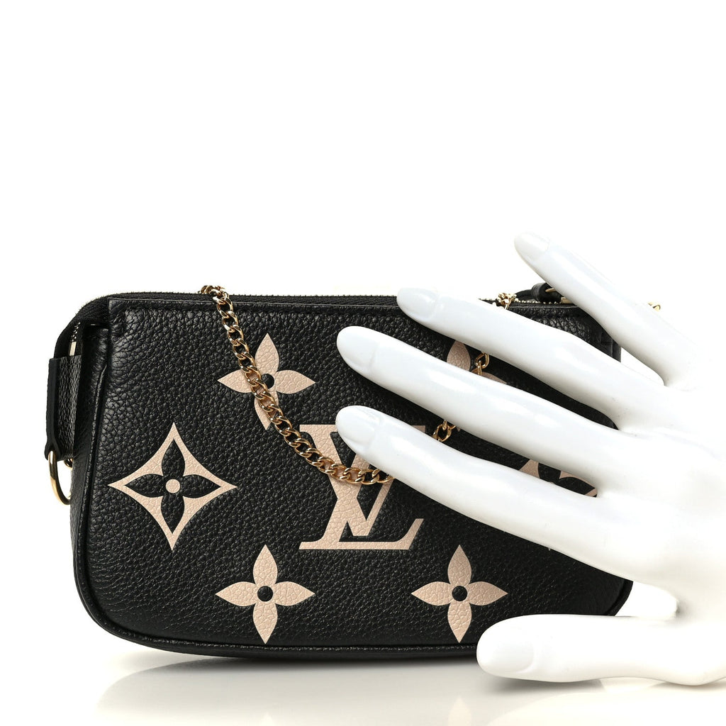 Empreinte Monogram Giant Mini Pochette Accessories Black