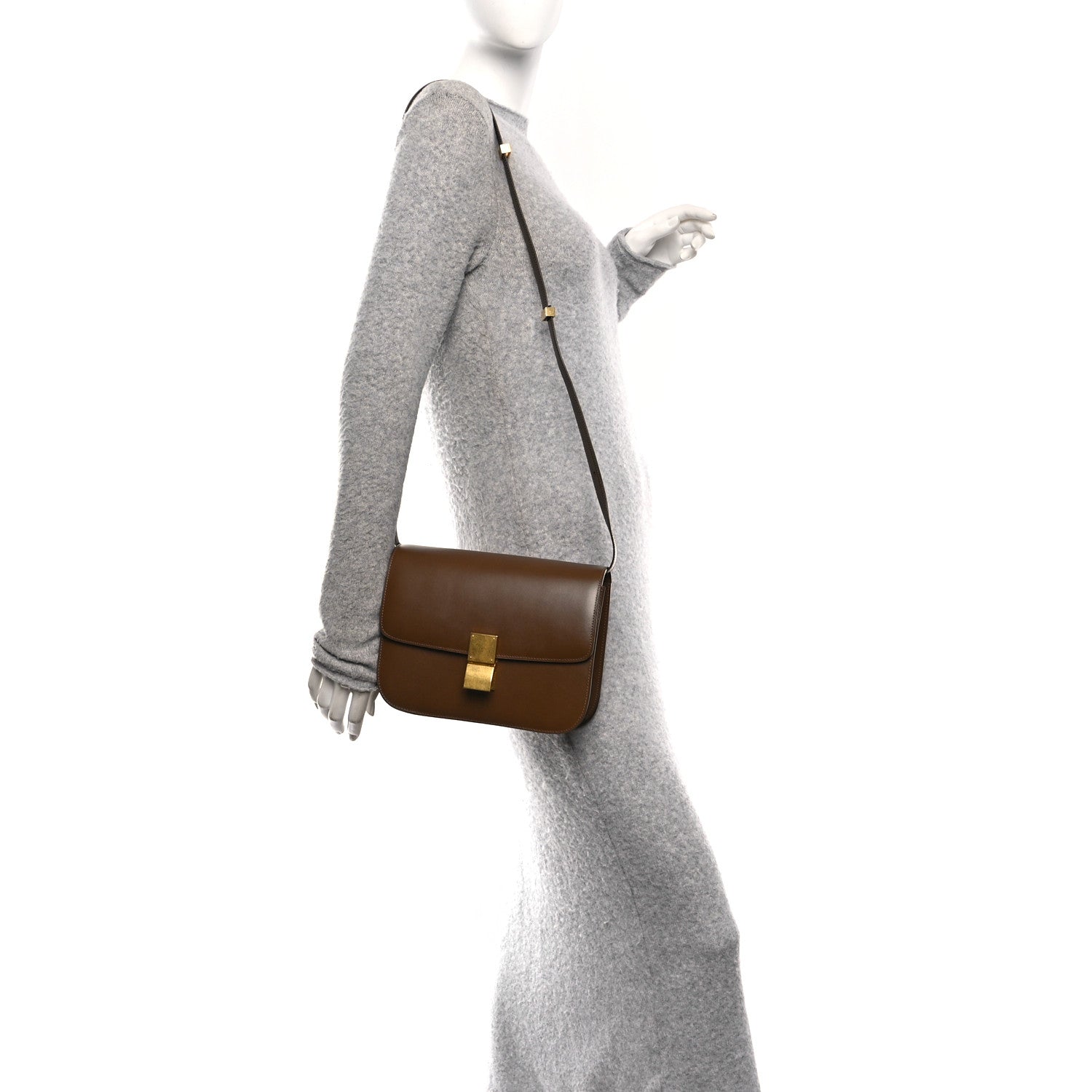 Box Calfskin Medium Classic Box Flap Bag Camel
