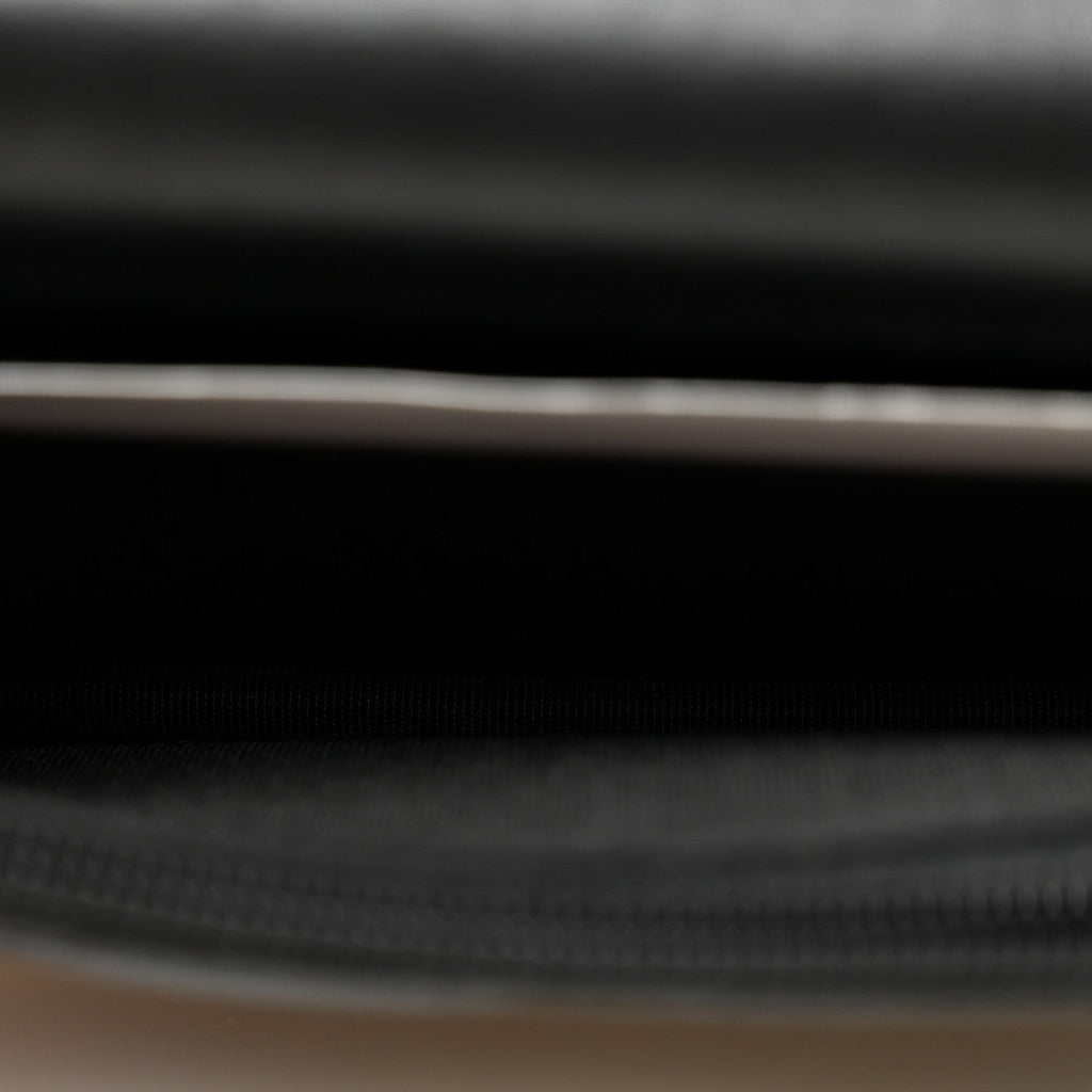 Calfskin Quilted Maxi Pearls Clutch With Chain Black