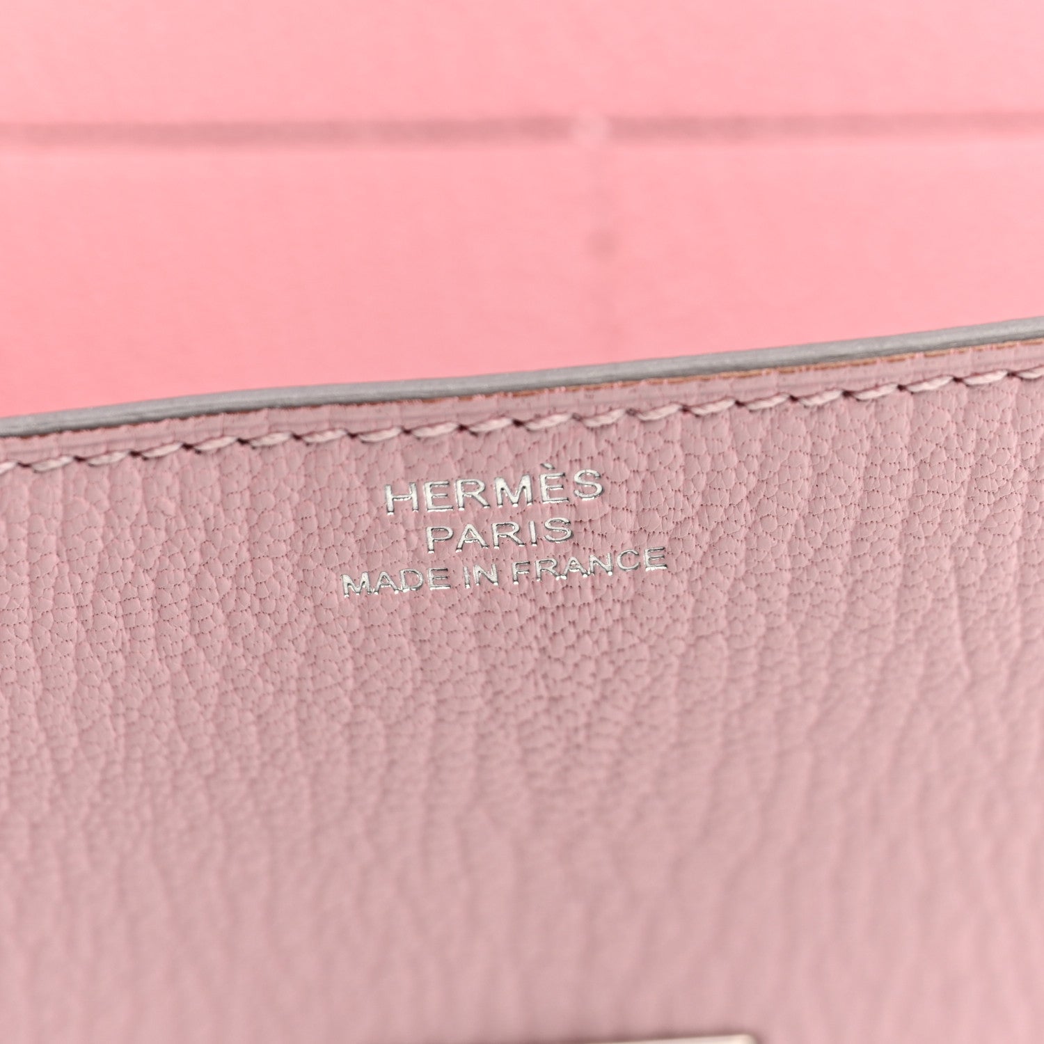 Chevre Mysore Clic 16 Wallet Rose Sakura