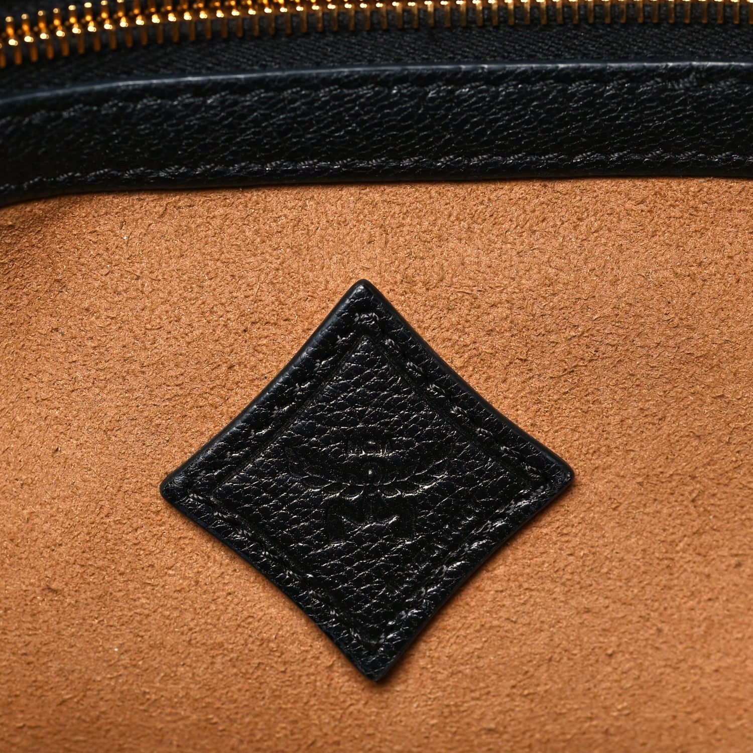 Goatskin Diamant 3D Shoulder Bag Black