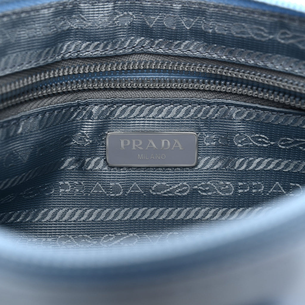 Re-Nylon Vela Pouch Celeste