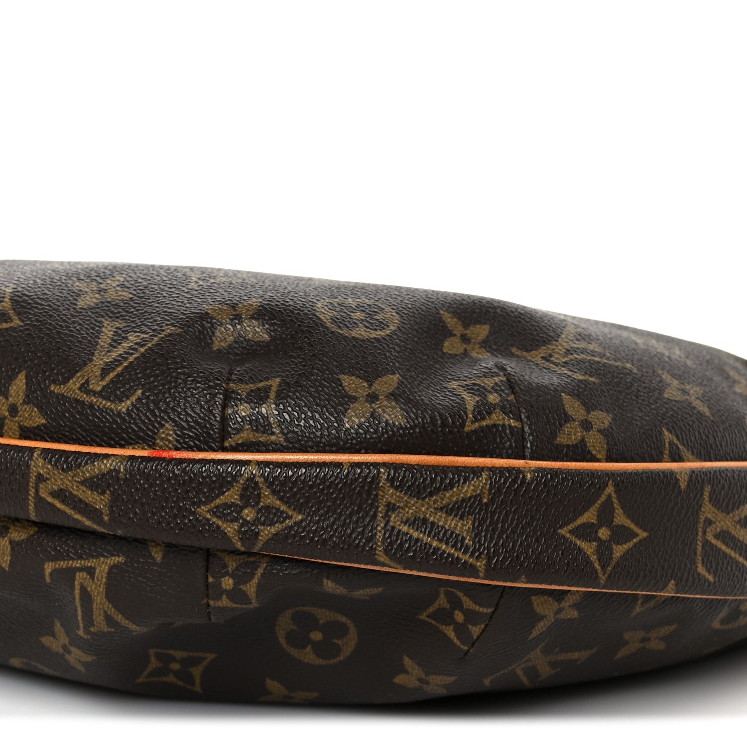 Monogram Croissant MM