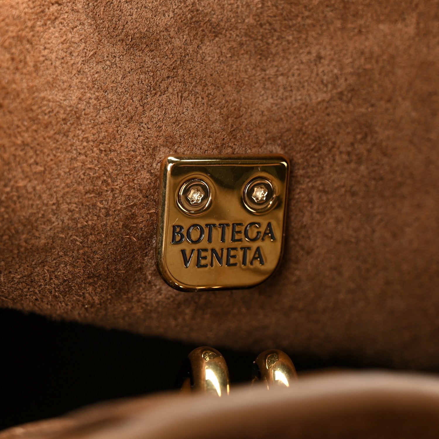 Silky Calfskin Small Ciao Ciao Nocciola