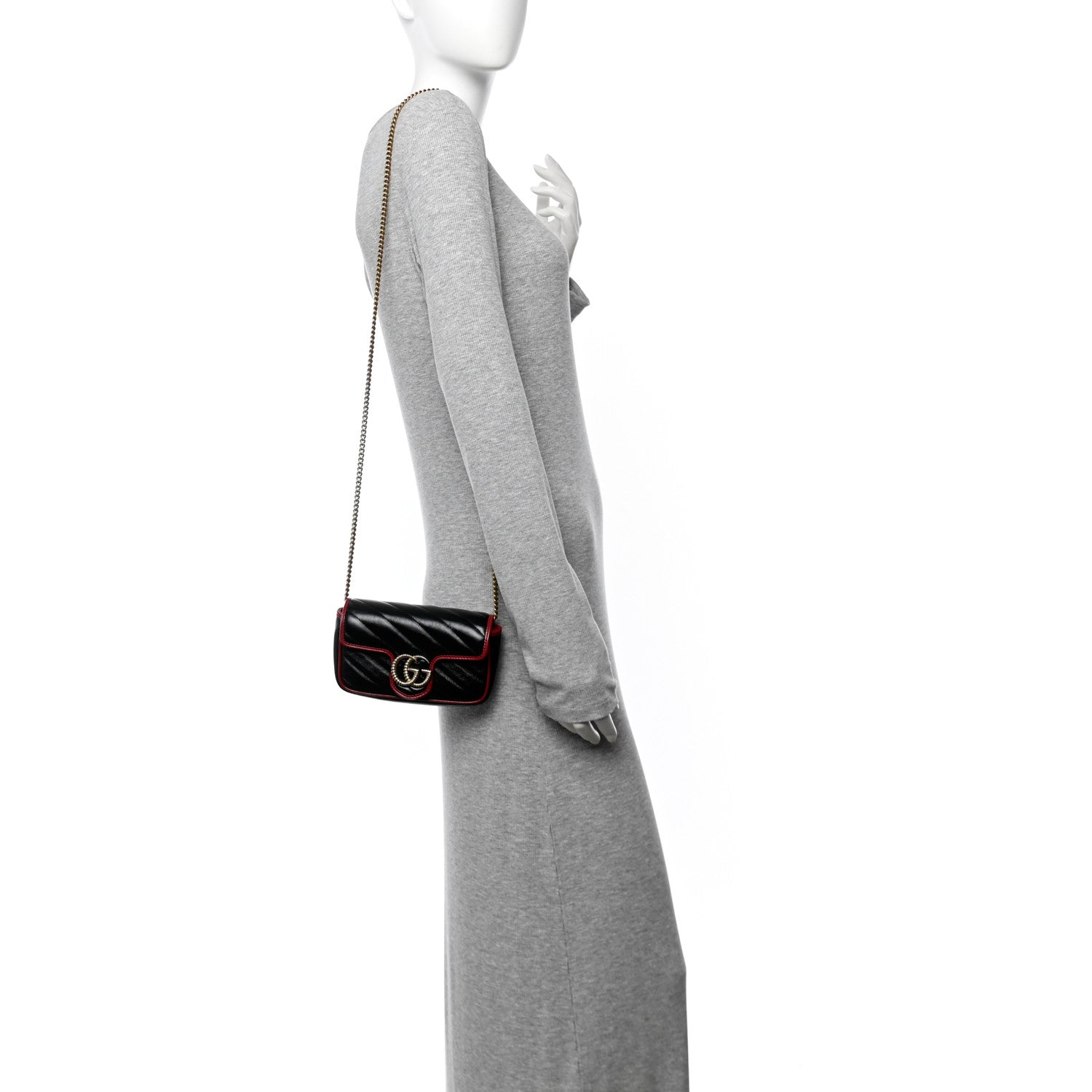 Vintage Effect Calfskin Matelasse Diagonal Super Mini Torchon GG Marmont Shoulder Bag Black Romantic Cherry
