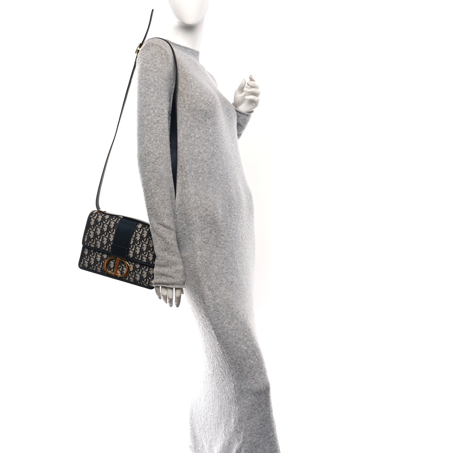 Oblique 30 Montaigne Flap Bag Blue