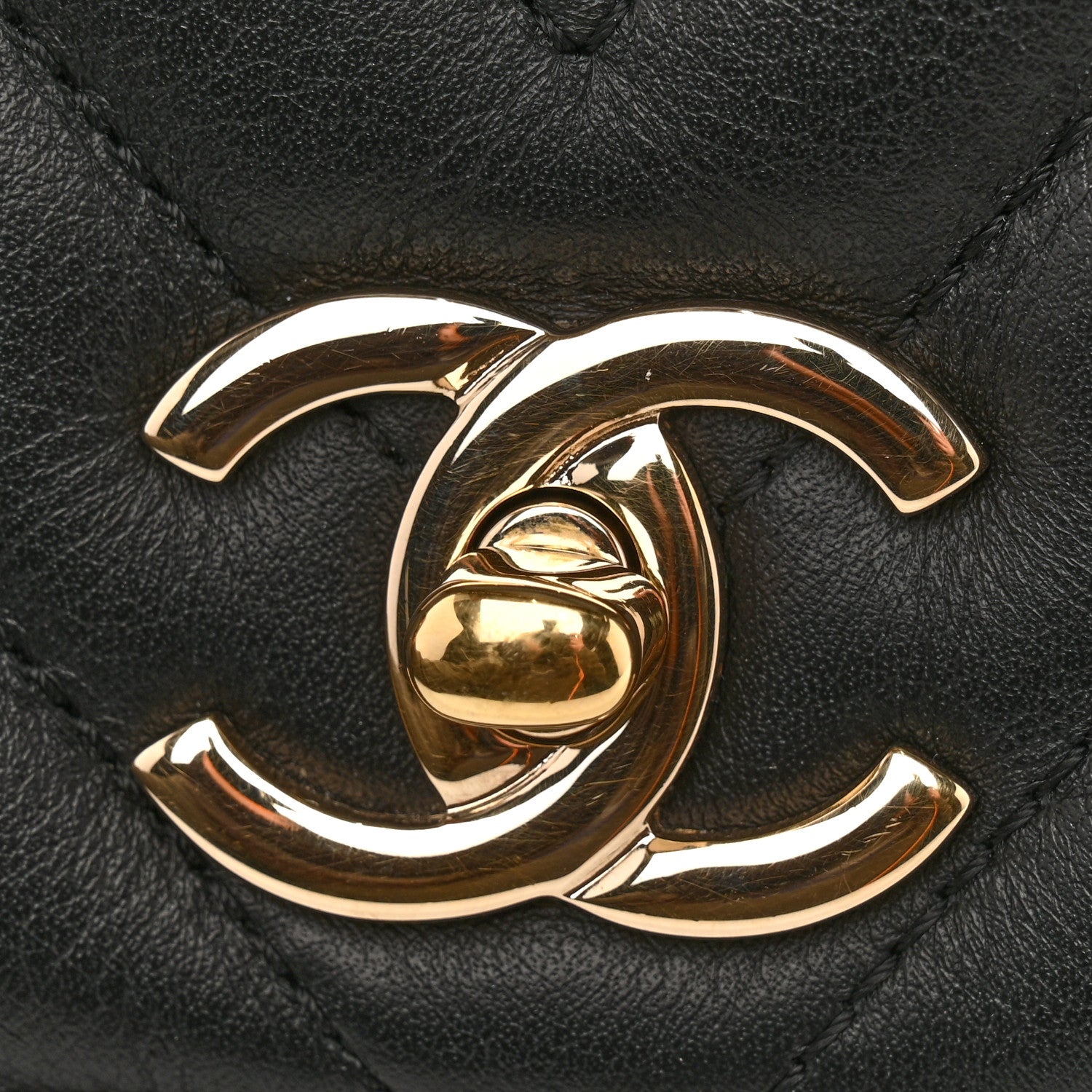 Calfskin Chevron Quilted Small Statement Flap Black