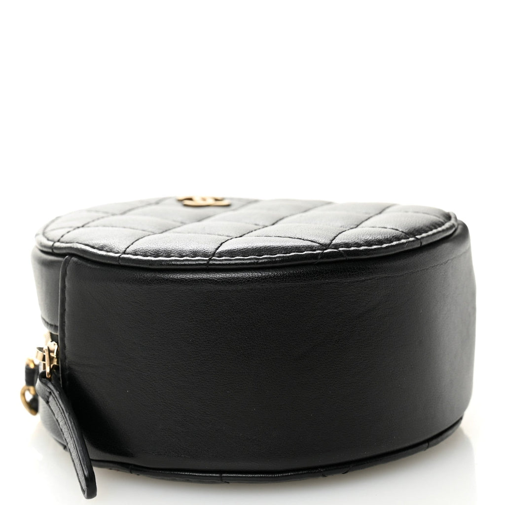 Lambskin Quilted Round Clutch With Chain Black