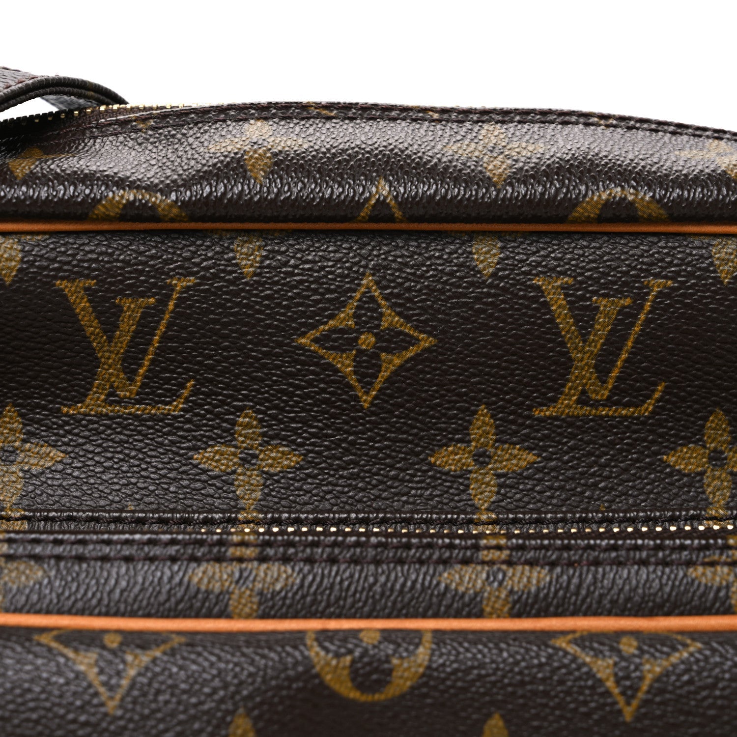 Monogram Nil 28