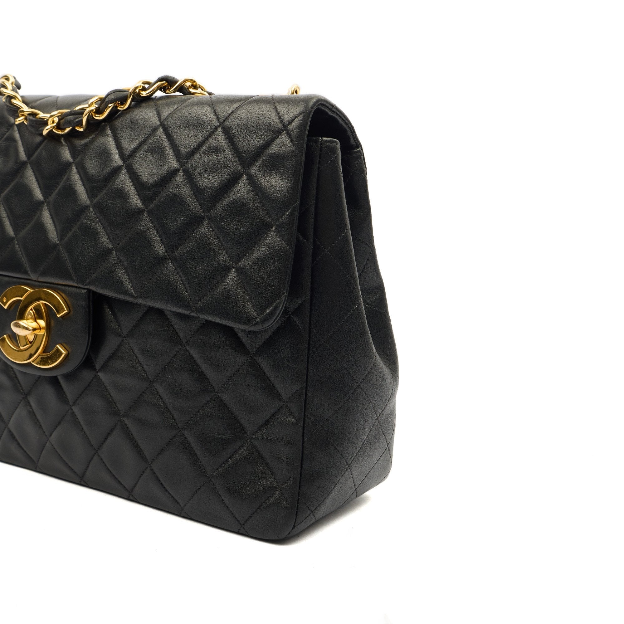 Chanel Shoulder Bag Maxi Jumbo XL in Black, Lambskin Leather