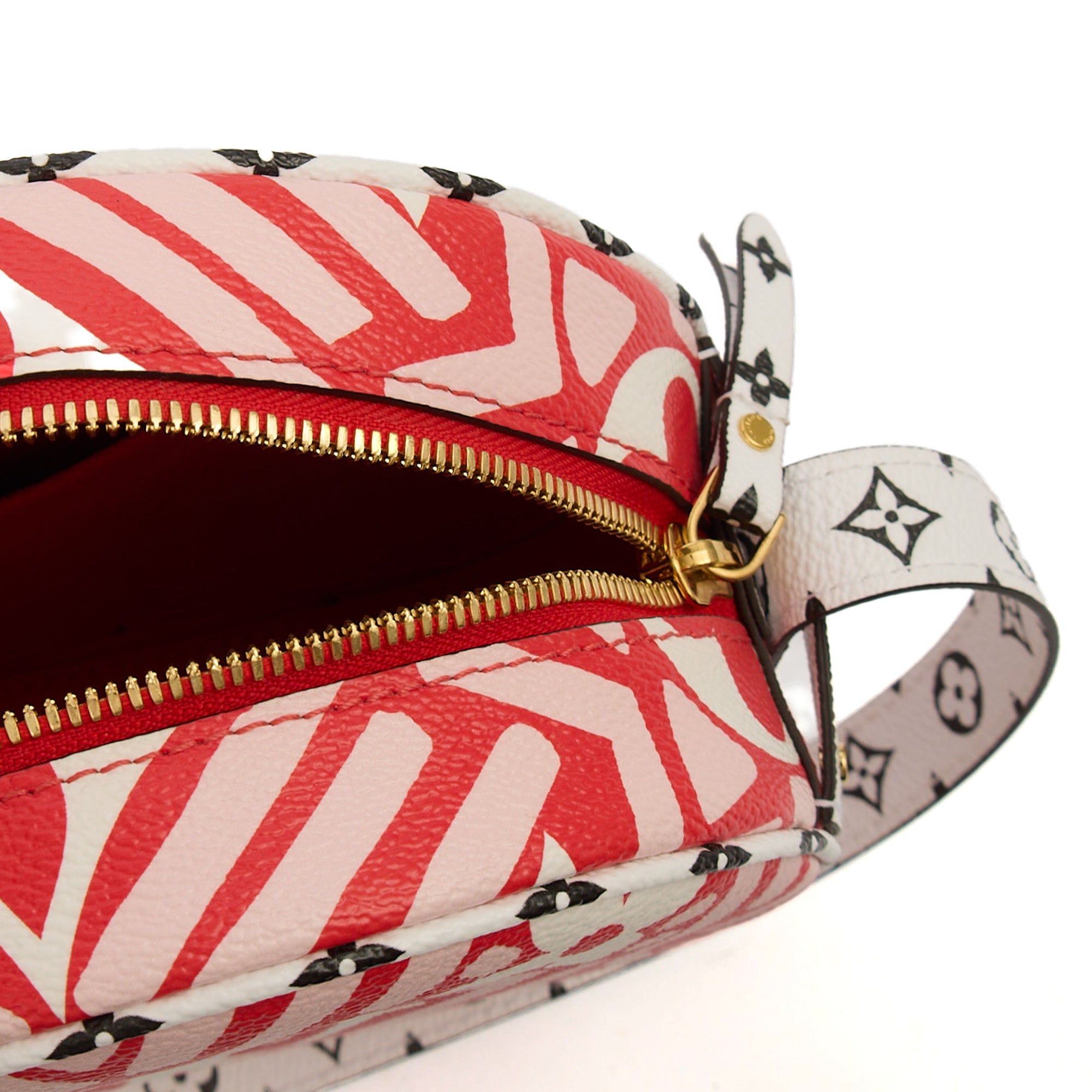 Louis Vuitton Cross Body Boite Chapeau Souple PM in Pink, Leather