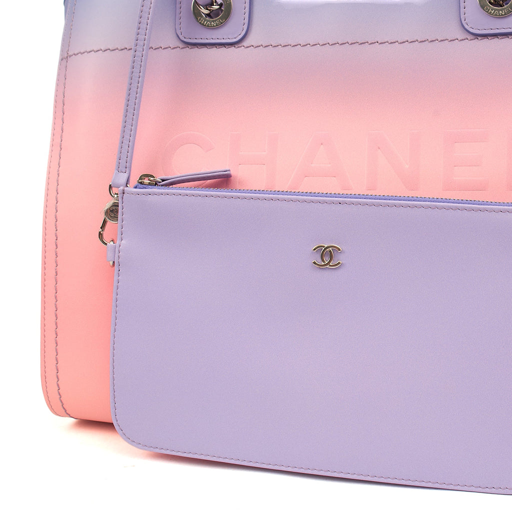 Chanel Tote Deauville Tote in Multi, Calfskin Leather