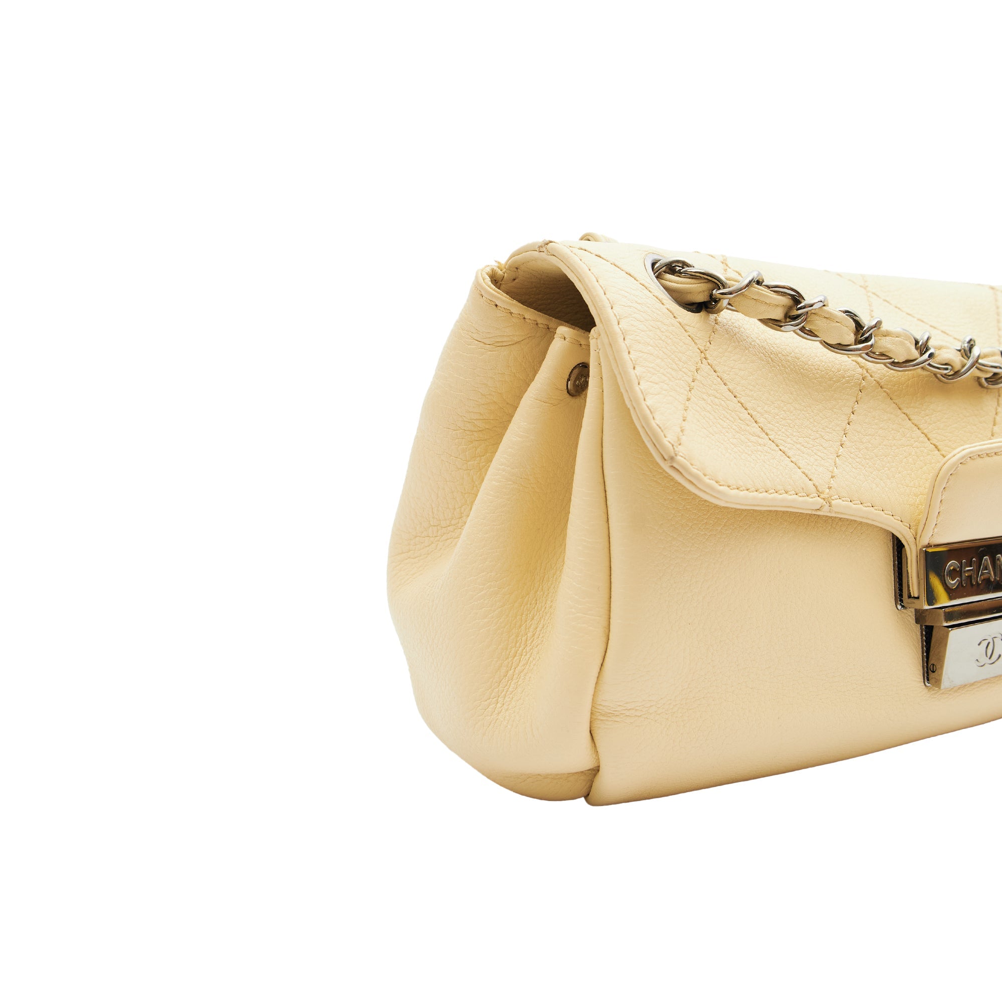 Chanel Shoulder Bag Shoulder Bag in Cream, Calfskin Leather