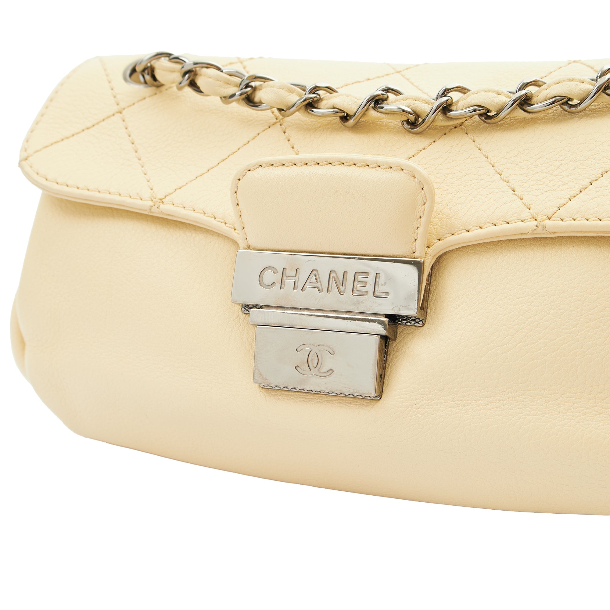 Chanel Shoulder Bag Shoulder Bag in Cream, Calfskin Leather