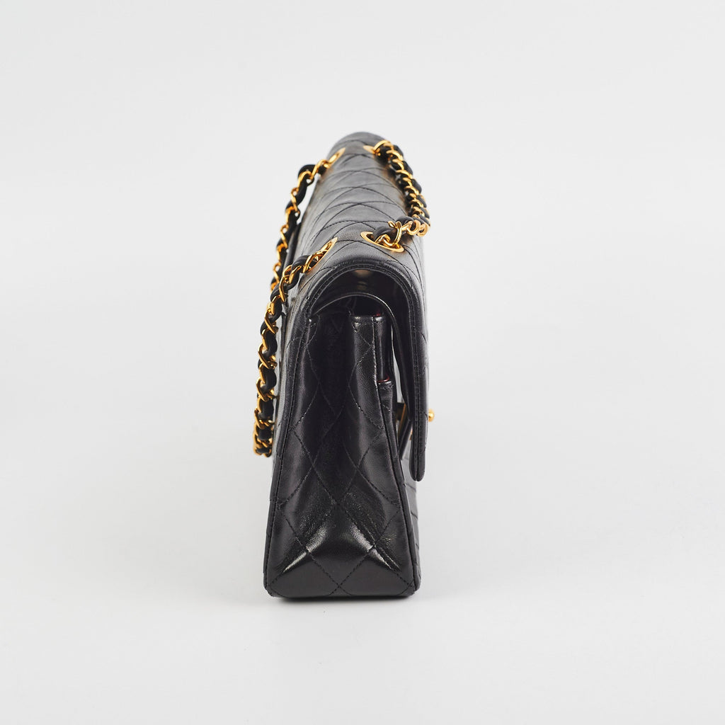 Chanel Vintage M/L Classic Flap Lambskin Black- Series 2