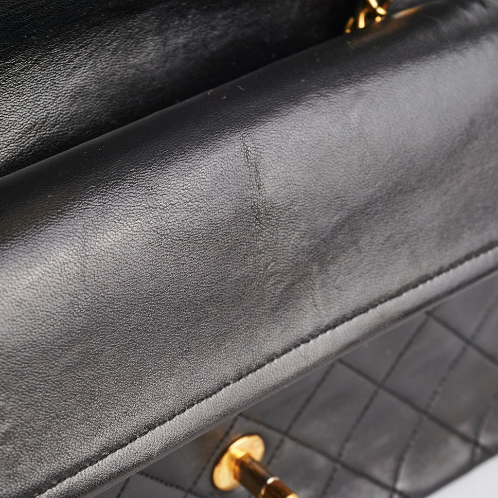 Chanel Vintage M/L Classic Flap Lambskin Black- Series 2