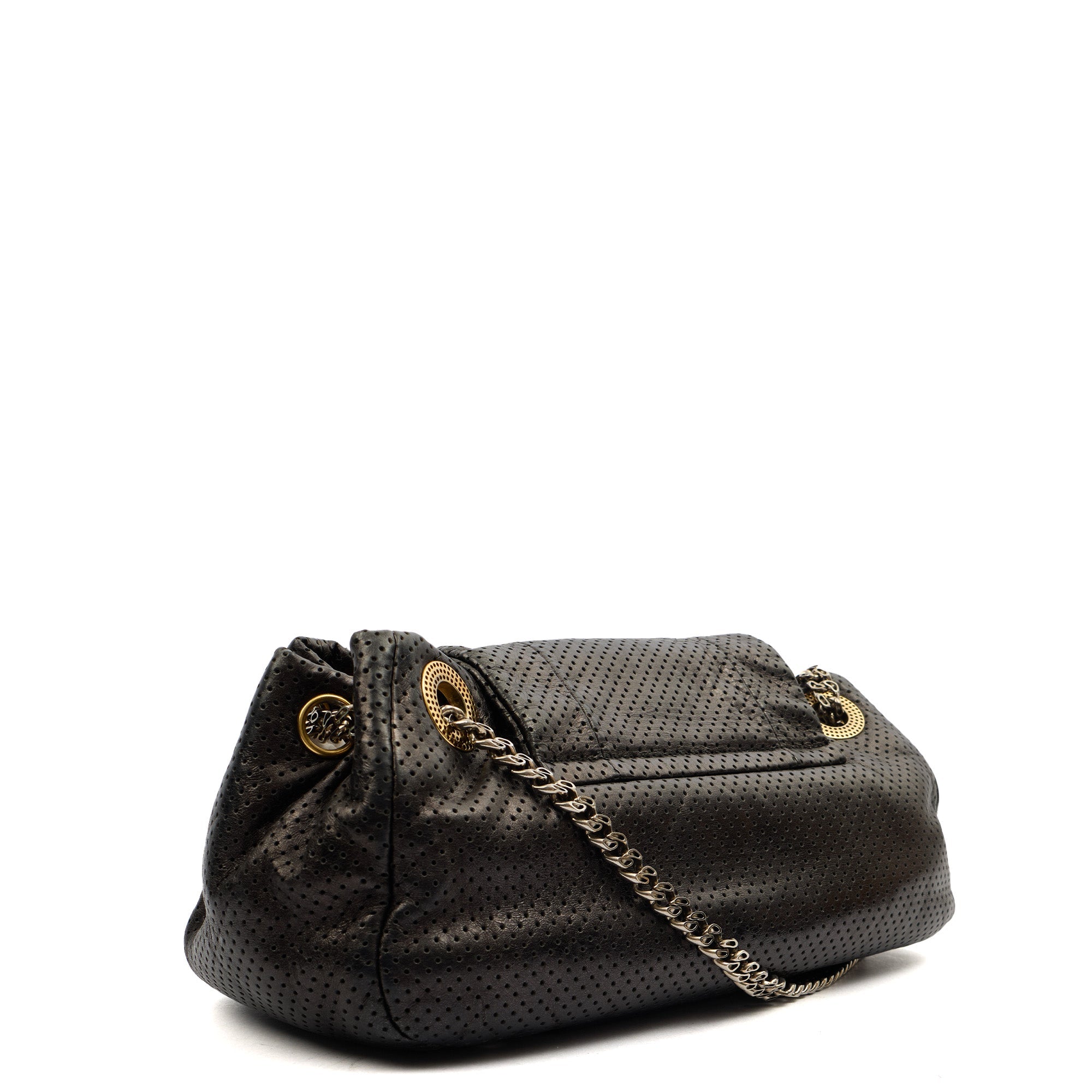 Chanel Shoulder Bag Reissue Accordion Flap in Black, Leather