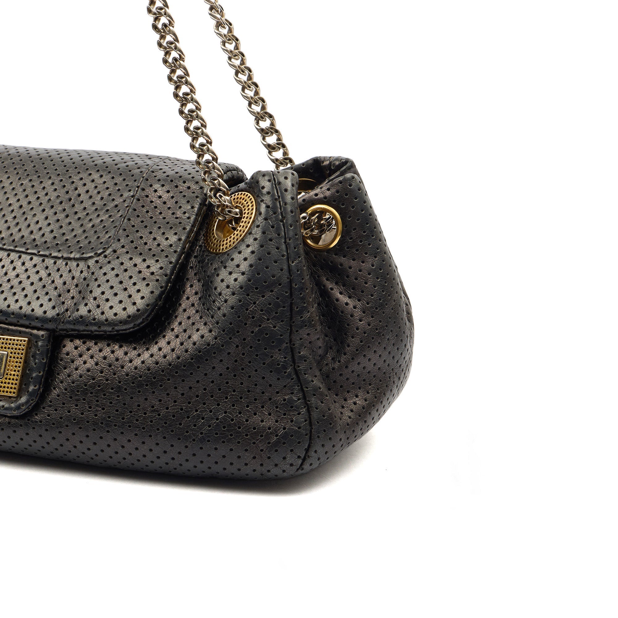 Chanel Shoulder Bag Reissue Accordion Flap in Black, Leather