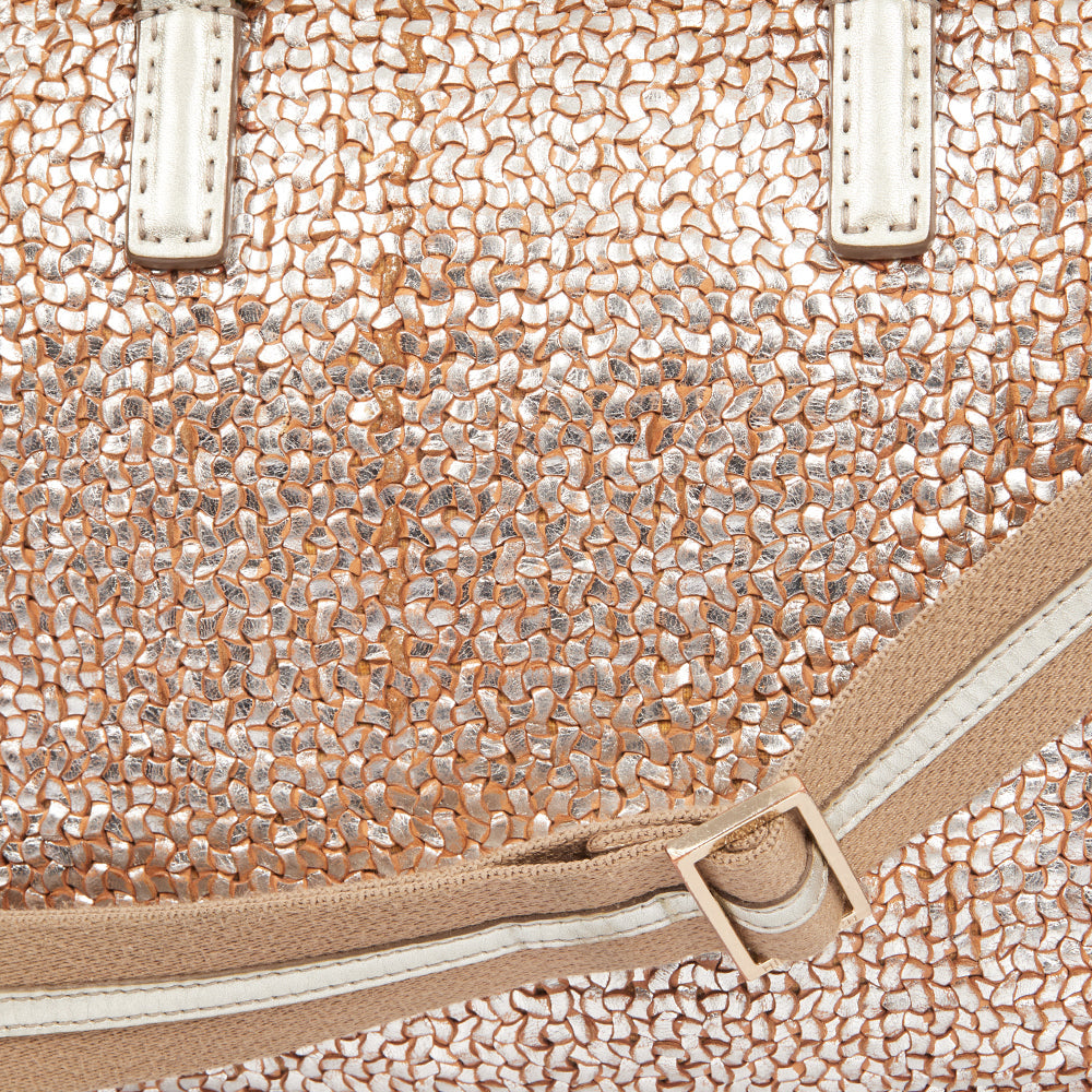 Anya Hindmarch Shoulder Bag in Metallic, Leather