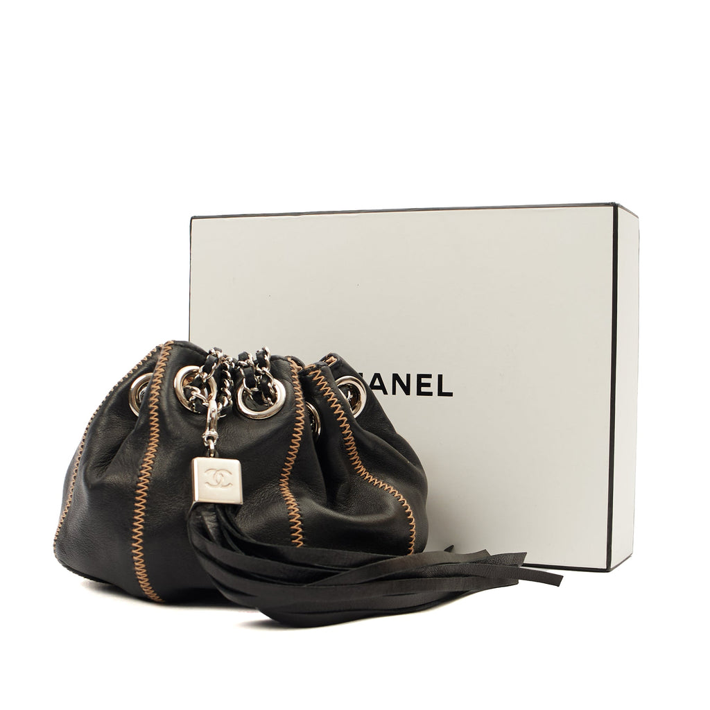Chanel Mini Bag Bucket Bag in Black, Lambskin Leather