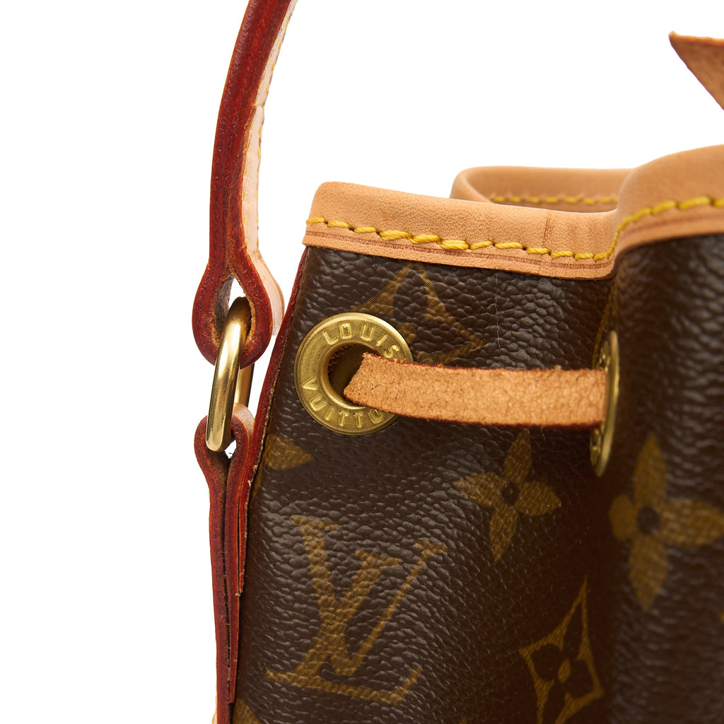 Louis Vuitton Bucket Bag Noe BB in Monogram, Canvas