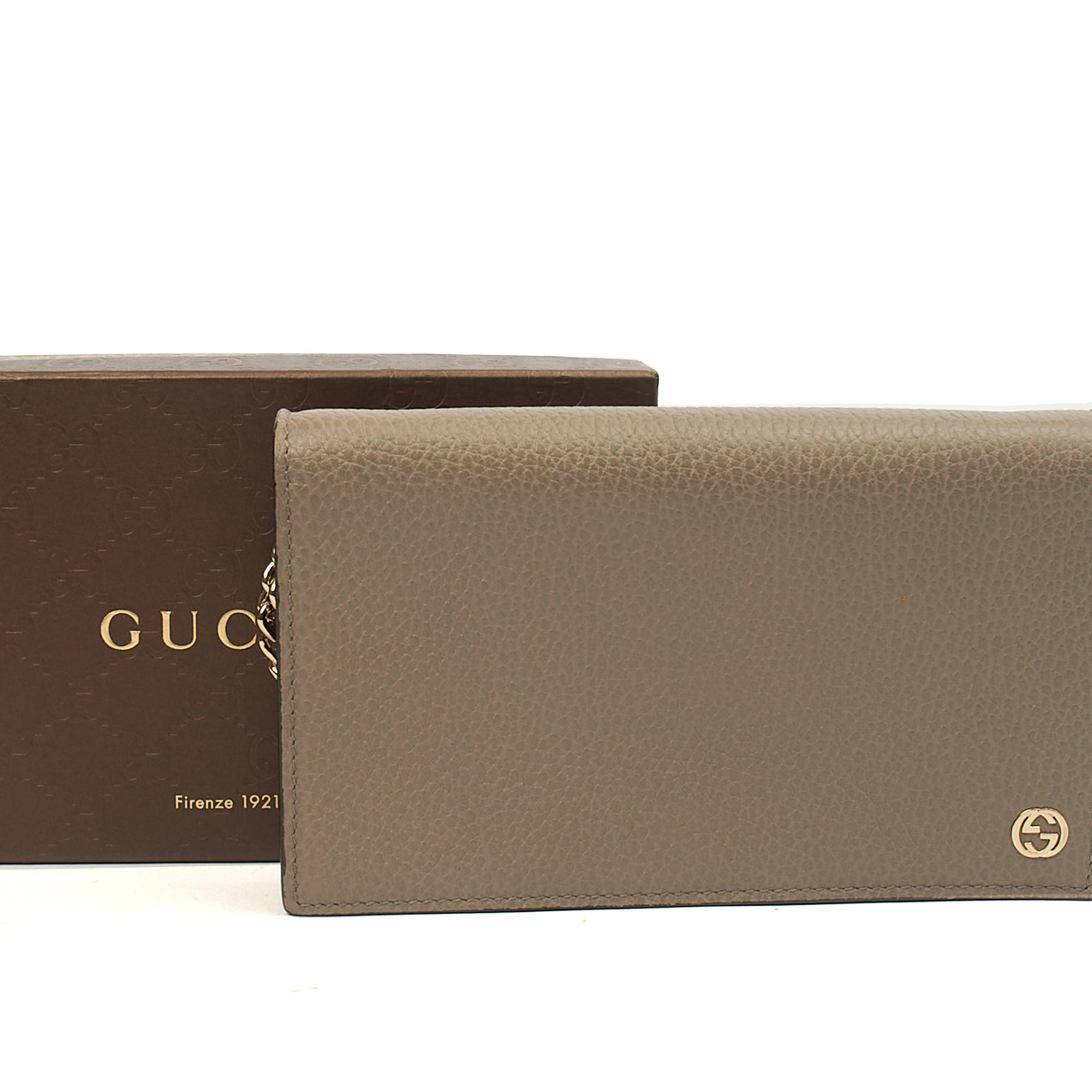 Gucci Cross Body Dollar Interlocking GG Wallet On Chain in Grey, Leather
