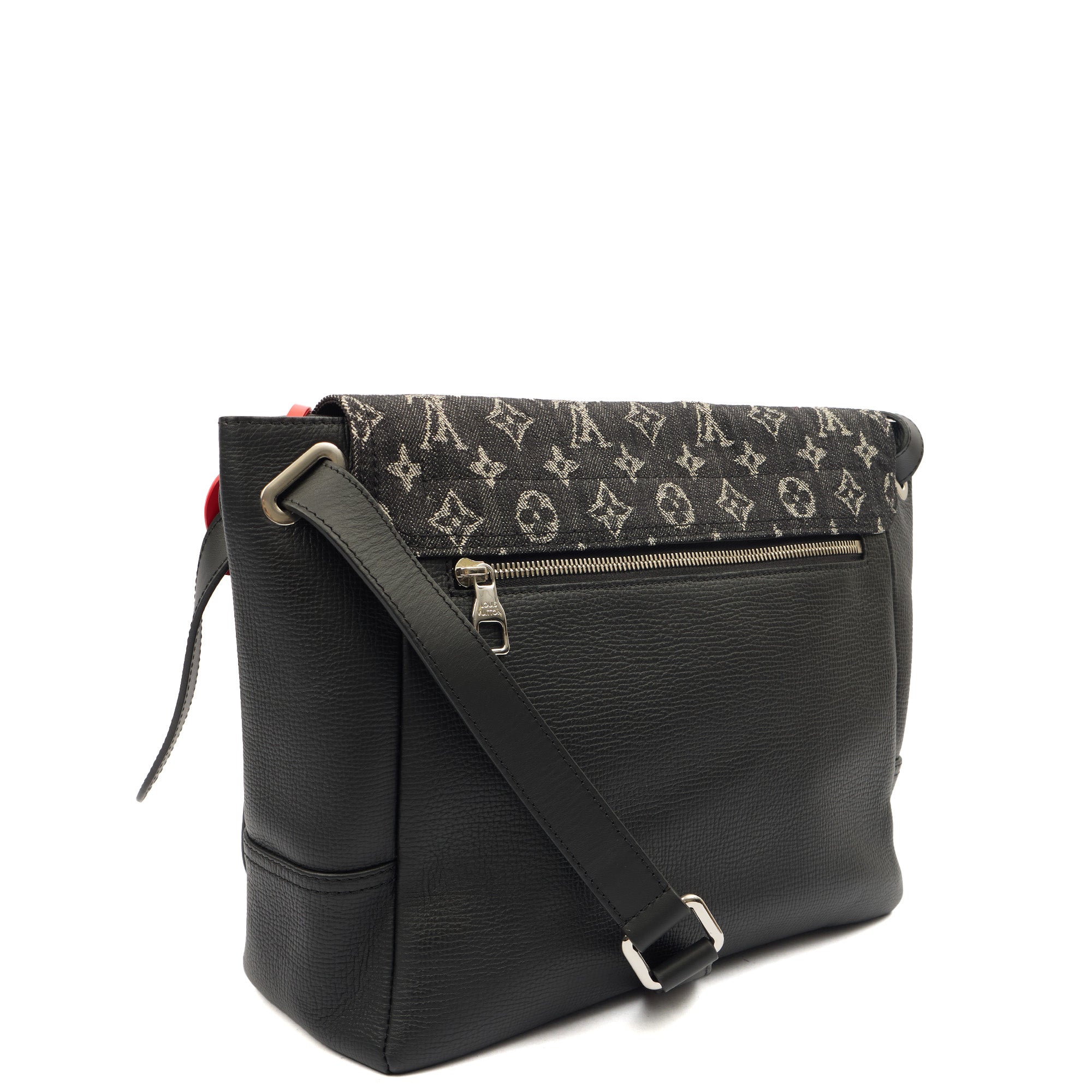 Louis Vuitton Shoulder Bag Louis Vuitton x Nigo Besace Tokyo in Black, Taurillon Leather