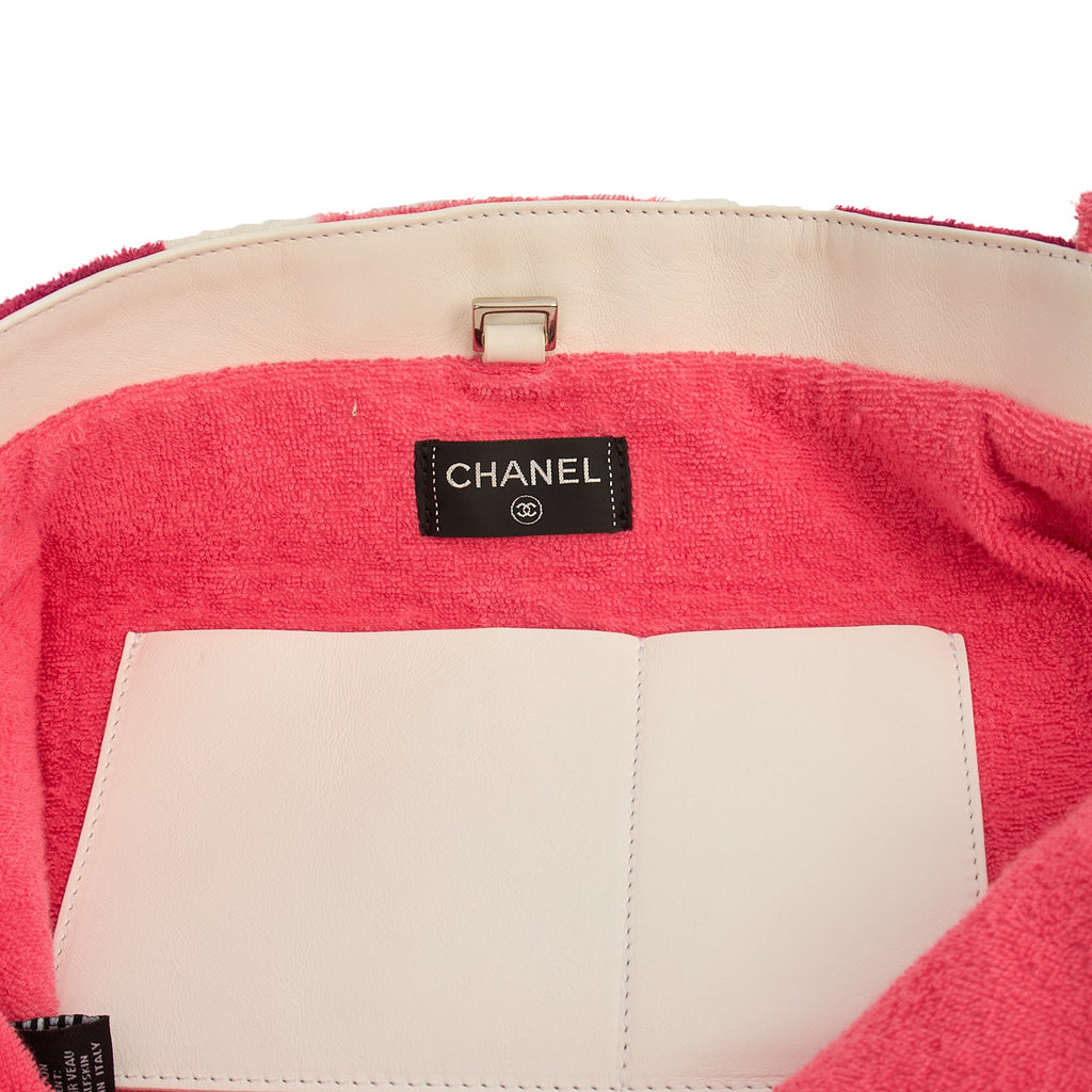 Chanel Tote Tote in Pink, Towel