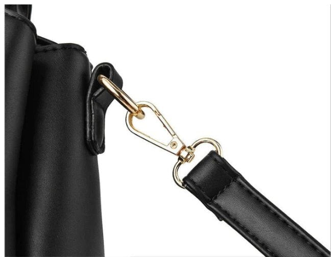 New Arrivals Handbags 3139