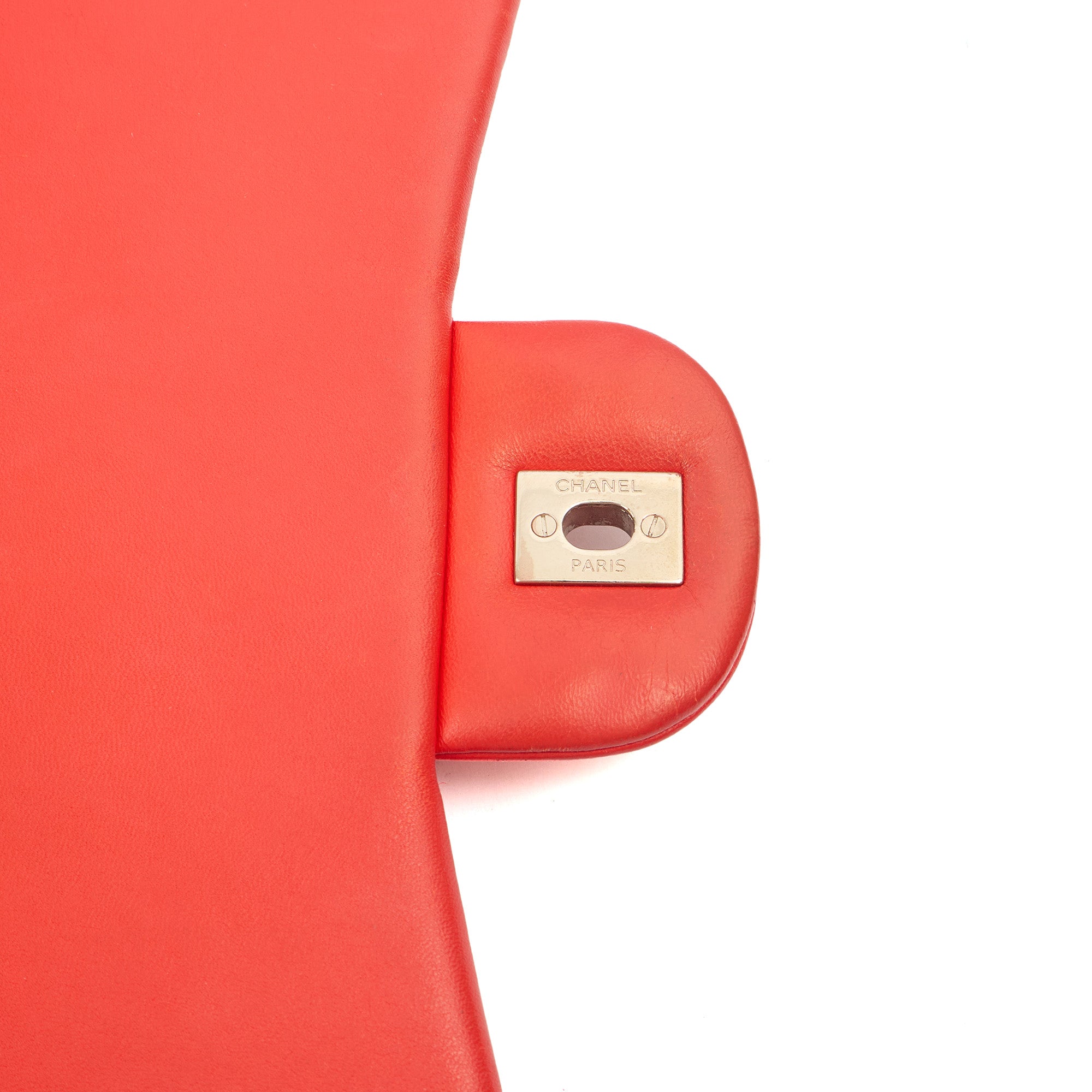 Chanel Shoulder Bag Carry Around Flap Bag in Red, Calfskin Leather
