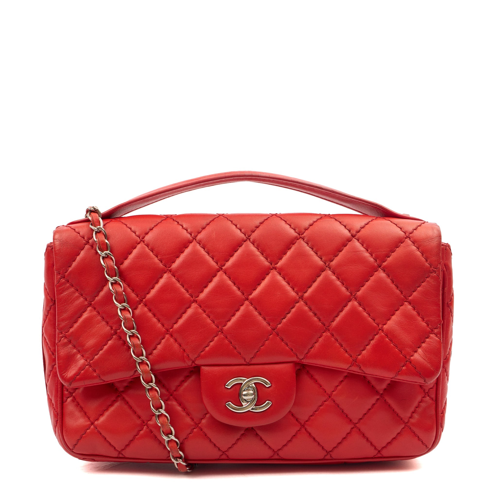 Chanel Shoulder Bag Carry Around Flap Bag in Red, Calfskin Leather