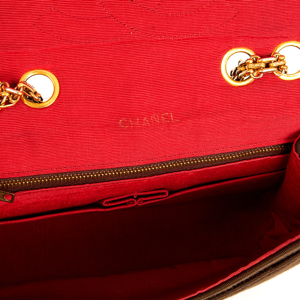 Chanel Shoulder Bag Vintage Flap Bag  in Brown Fabric