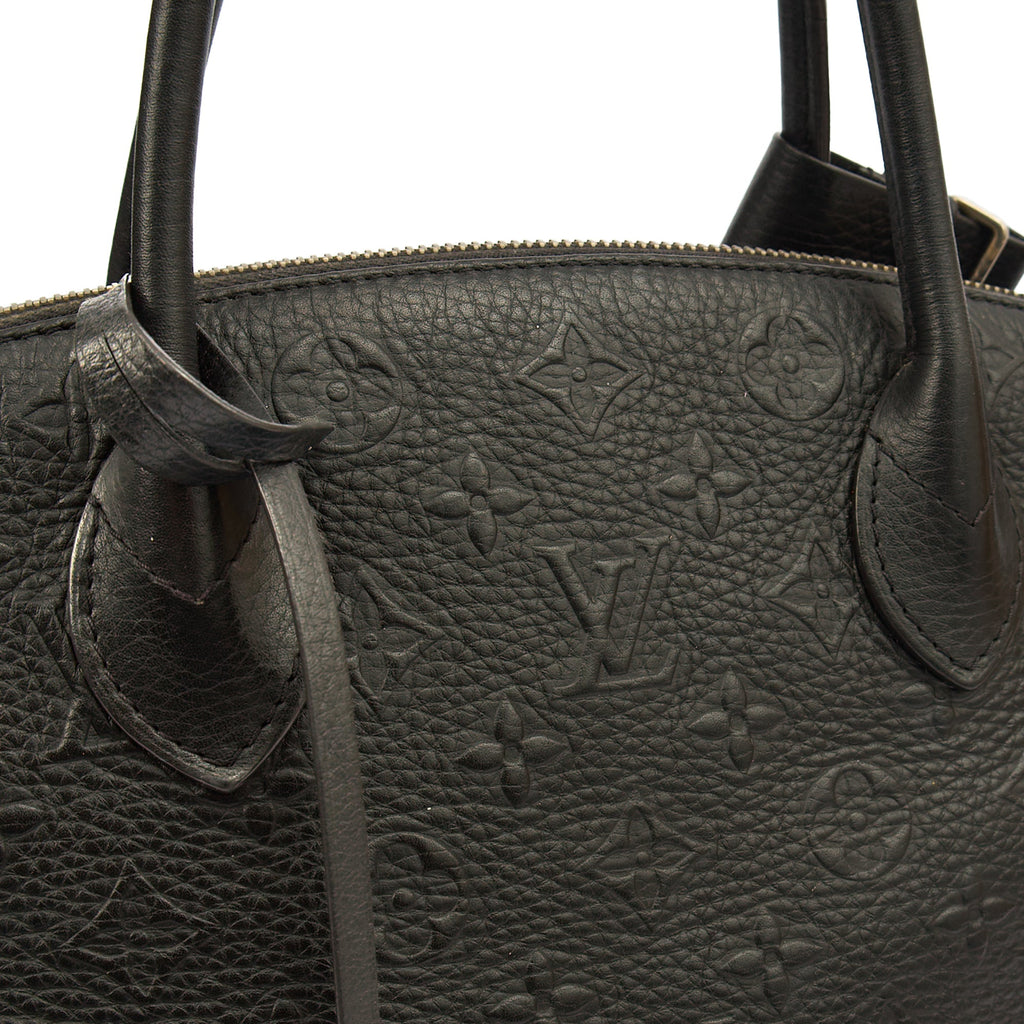 Louis Vuitton Tote Lockit - MM in Black, Calfskin Leather
