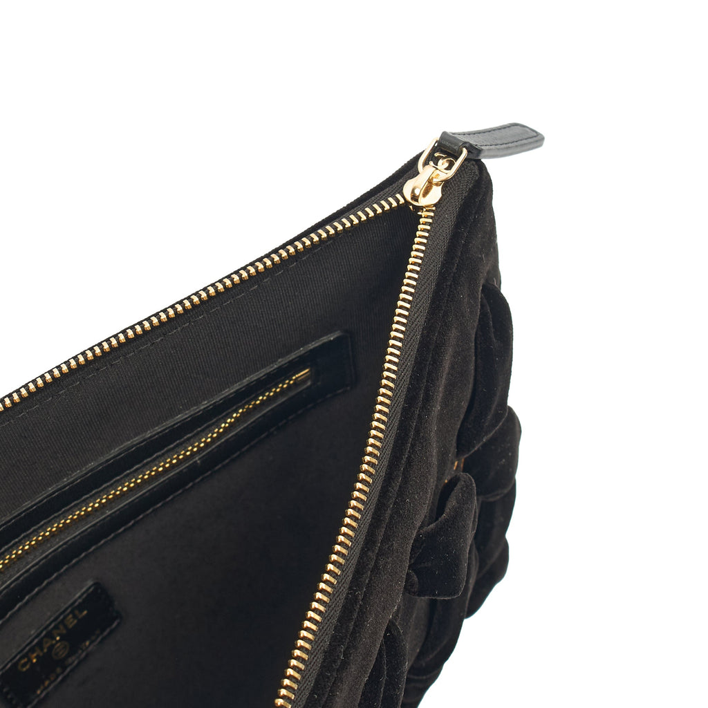 Chanel Mini Bag Clutch in Black, Velvet