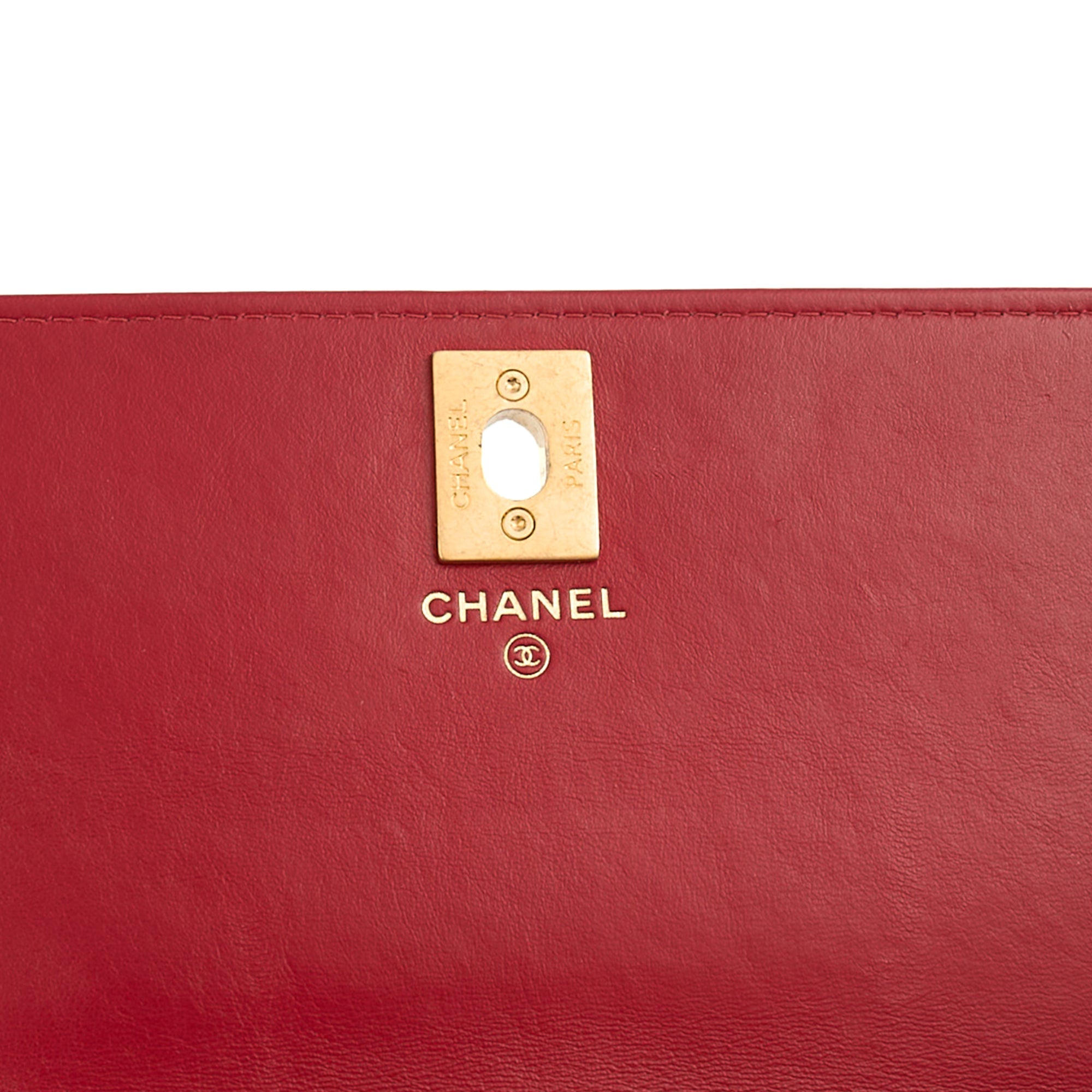 Chanel Cross Body Pearl Crush Wallet on Chain in Red, Lambskin Leather