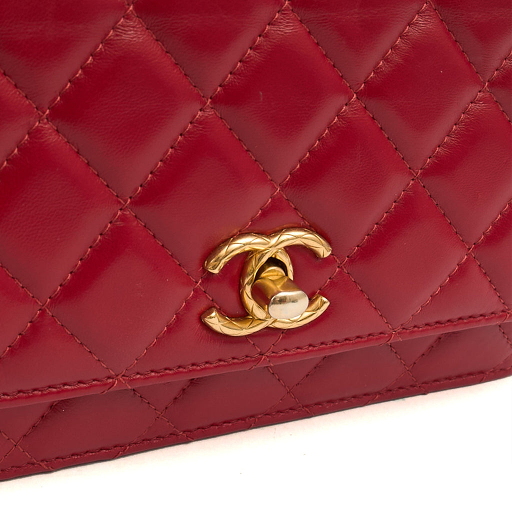 Chanel Cross Body Pearl Crush Wallet on Chain in Red, Lambskin Leather