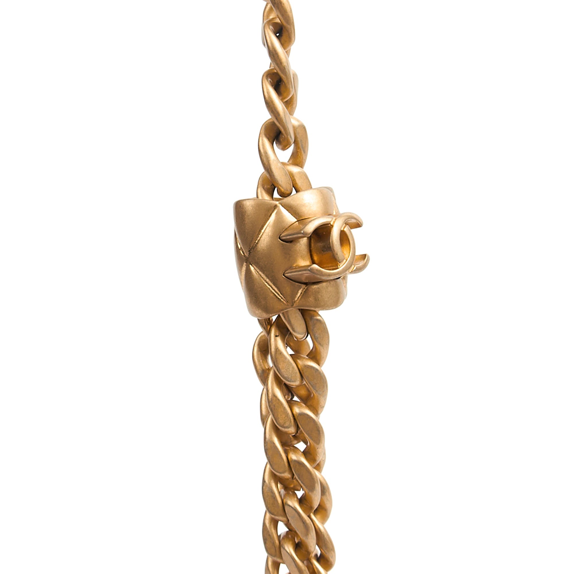 Chanel Cross Body Pearl Crush Wallet on Chain in Red, Lambskin Leather