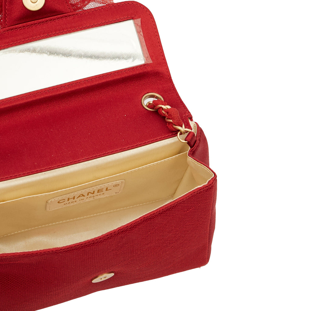 Chanel Mini Bag Camellia Clutch in Red, Fabric