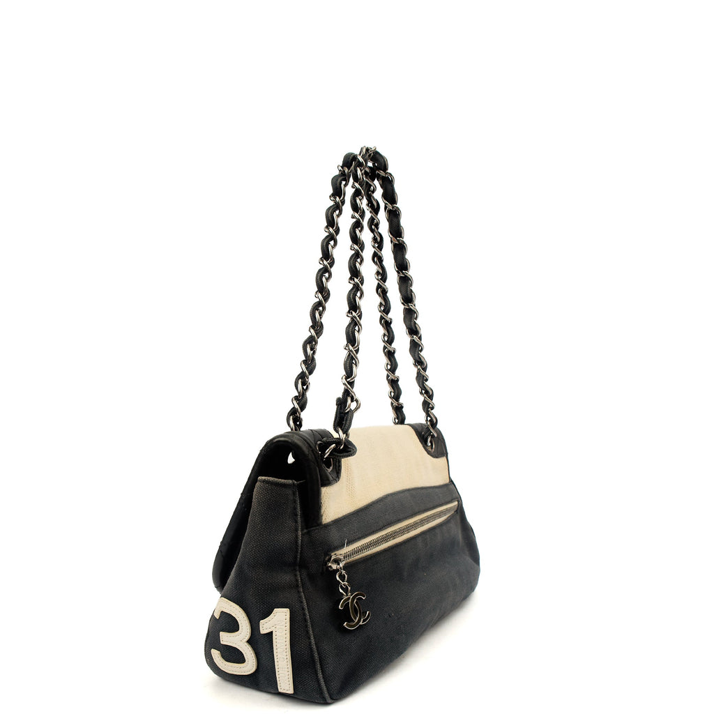 Chanel Shoulder Bag No.5 Giant Mademoiselle Bag in Multi, Canvas