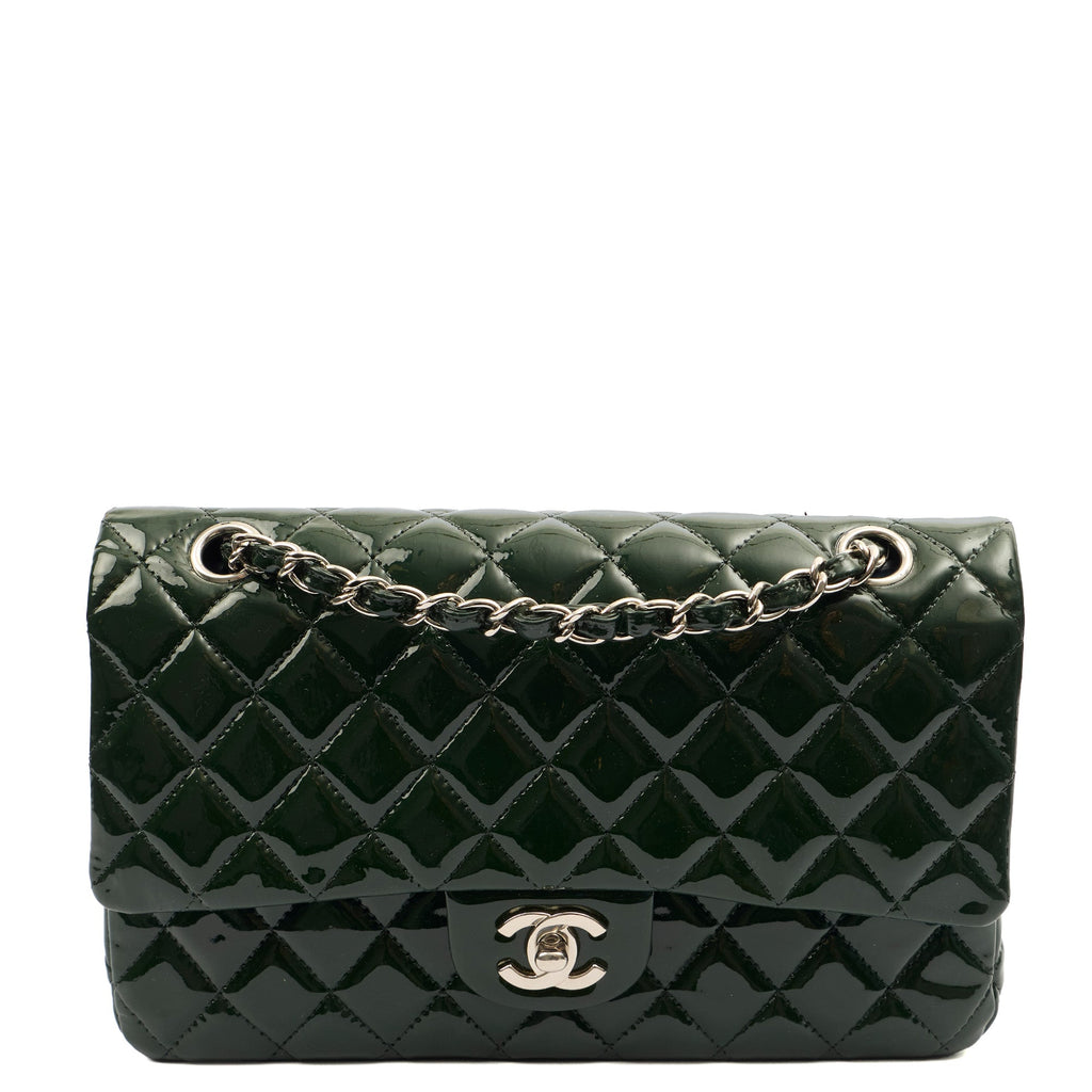 Chanel Shoulder Bag Classic Double Flap - Medium in Green, Patent Leather