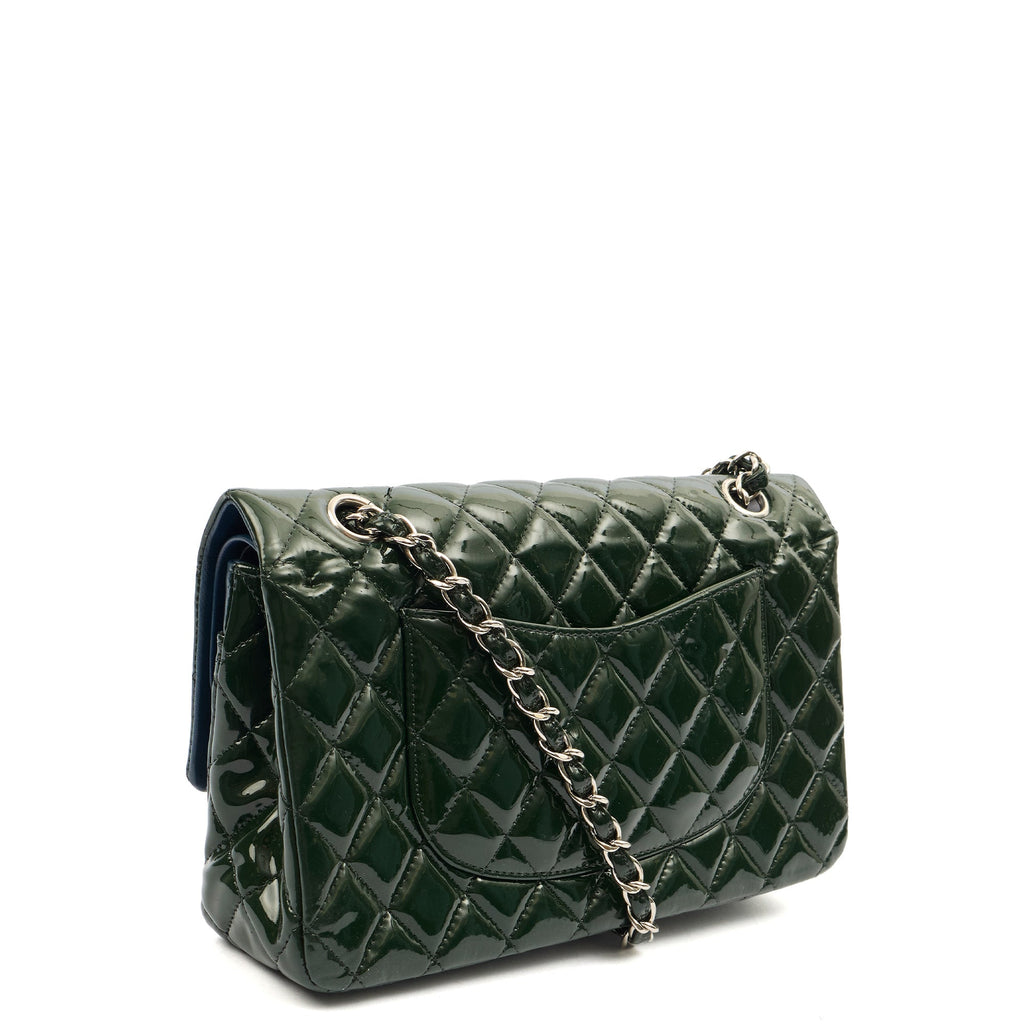 Chanel Shoulder Bag Classic Double Flap - Medium in Green, Patent Leather