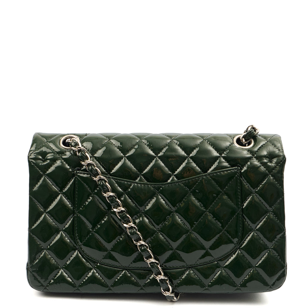 Chanel Shoulder Bag Classic Double Flap - Medium in Green, Patent Leather