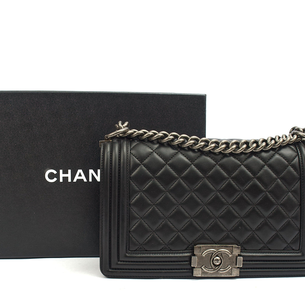 Chanel Shoulder Bag Boy - Medium in Black, Lambskin Leather