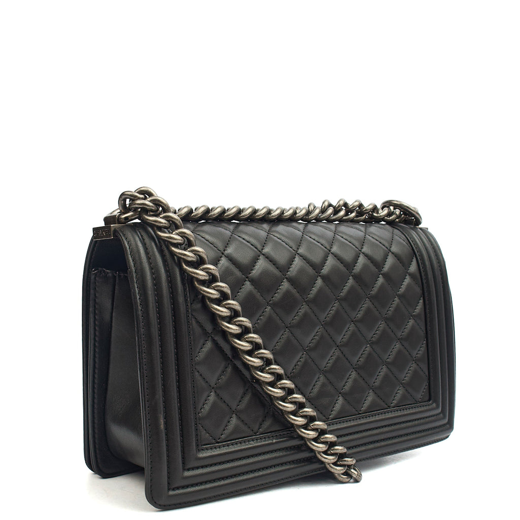 Chanel Shoulder Bag Boy - Medium in Black, Lambskin Leather