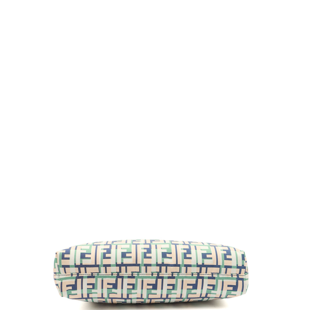 Fendi Shoulder Bag Zucca Tote in Green, Leather