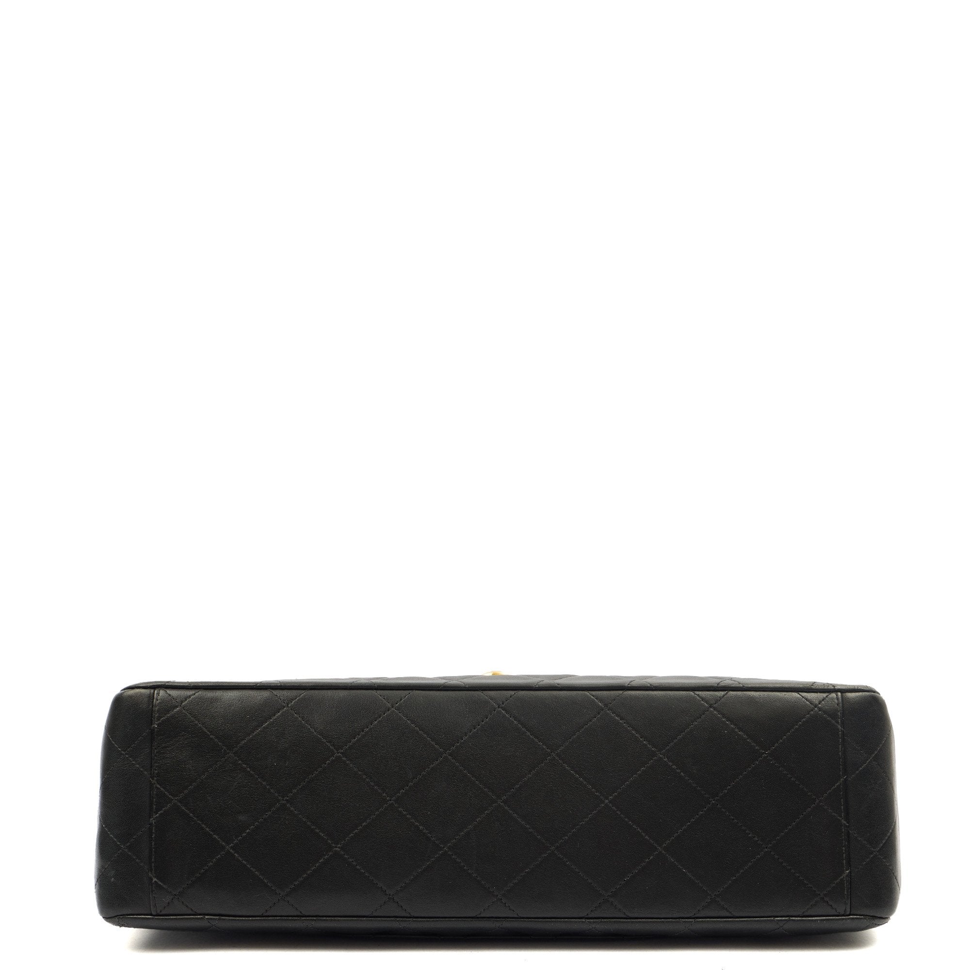 Chanel Shoulder Bag Maxi Jumbo XL in Black, Lambskin Leather