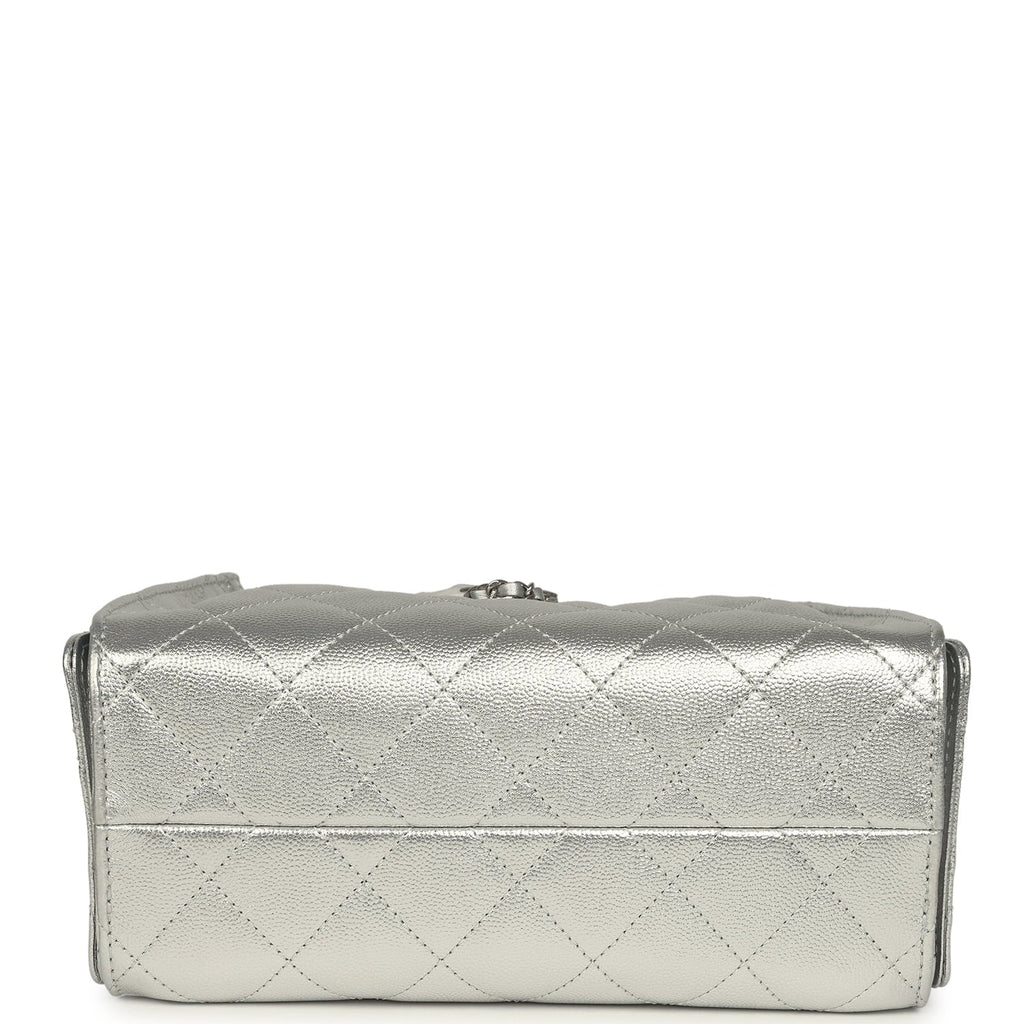 Chanel Mini 25 Hobo Bag Metallic Silver Caviar Silver Hardware