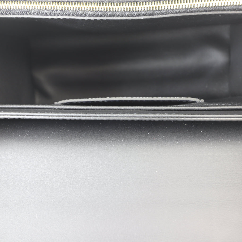Louis Vuitton Twist MM Epi